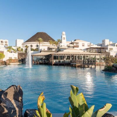 8-daagse Zonvakantie naar Canarische Eilanden bij LIVVO Volcan Lanzarote